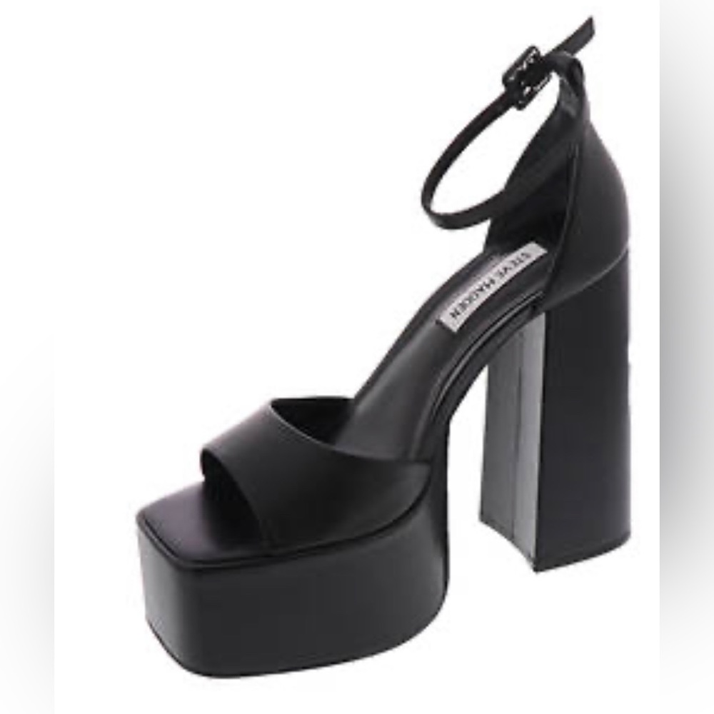 Steve Madden Kassiani Platform NWT Never worn SZ 7.5